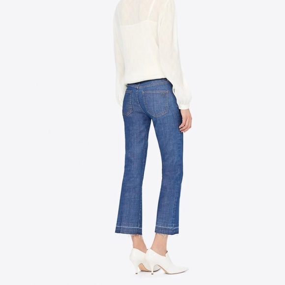 SOLD!!! NWT!! Tory Burch - Medium Allover Stonewash - Poppy Jeans - Picture 2 of 4